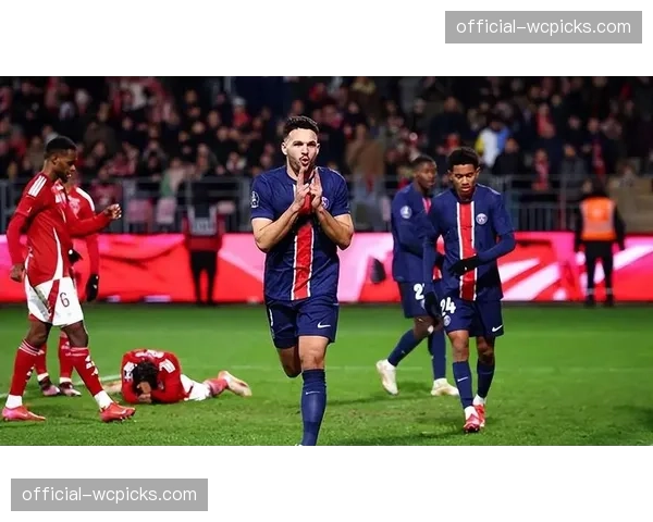 巴黎圣日耳曼客战摩纳哥前瞻：姆巴佩回归王子公园球场